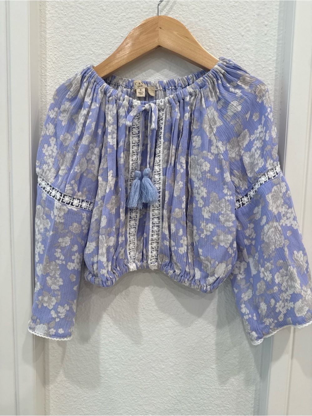 C&V Girls Lavender Floral Peasant Boho Top Size 4 Tassel Tie Long Sleeve